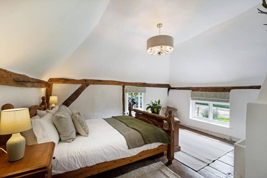 Doddington  Local Walks Pub Gardens Pet Friendly Landscaped Gardens And Free Private Parking 빌라 외부 사진