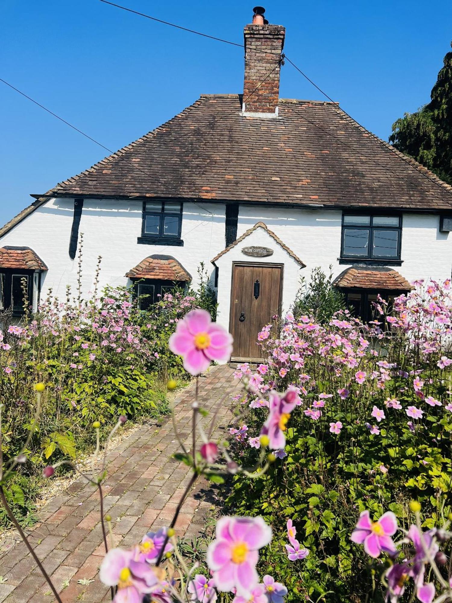 Doddington  Local Walks Pub Gardens Pet Friendly Landscaped Gardens And Free Private Parking 빌라 외부 사진